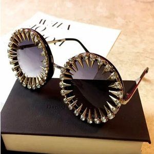 Oversized Women's Celebrity Luxury Rhinestone Sunglasses